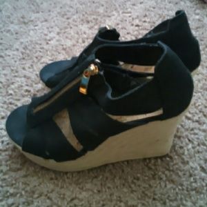 Merona black Wedges